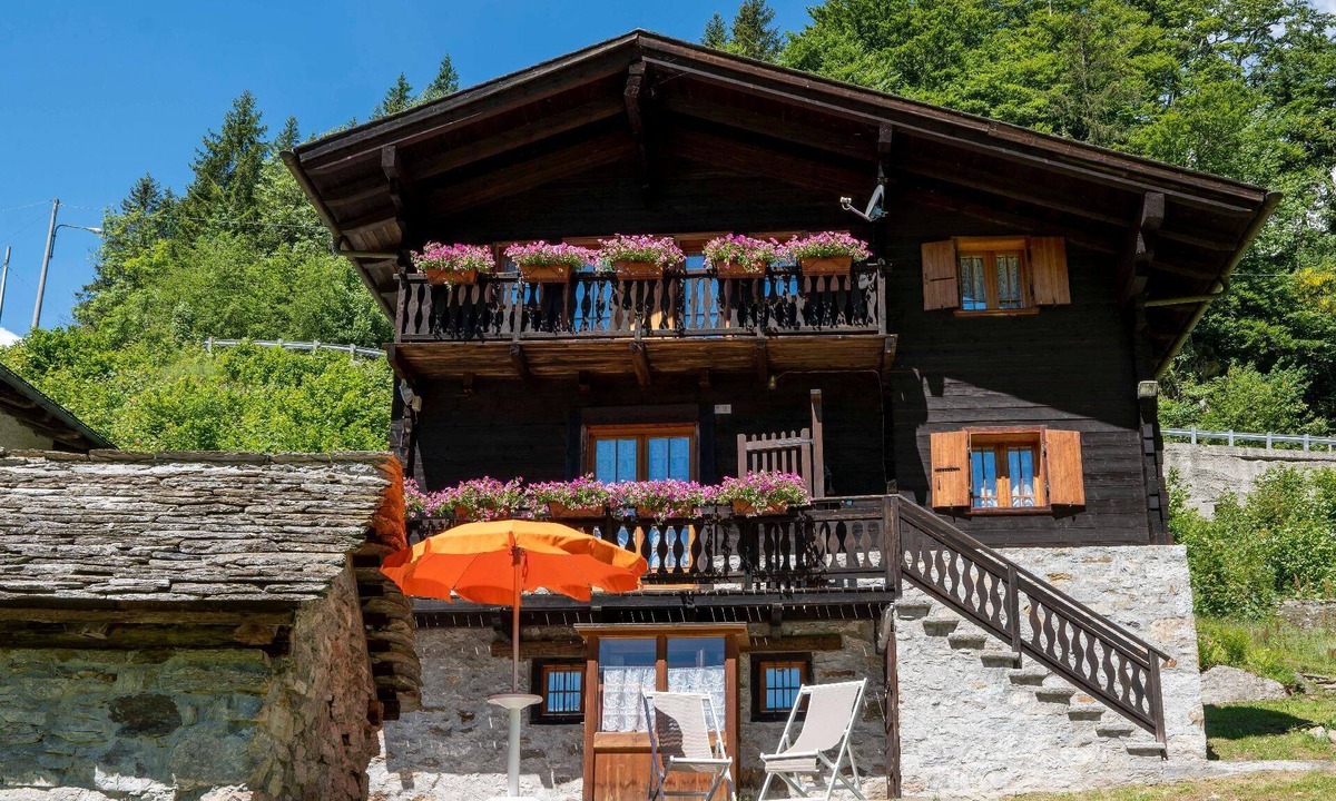 Macugnaga House | Holiday apartment Macugnaga for 1 - 9 persons with 4 bedrooms - Holiday house