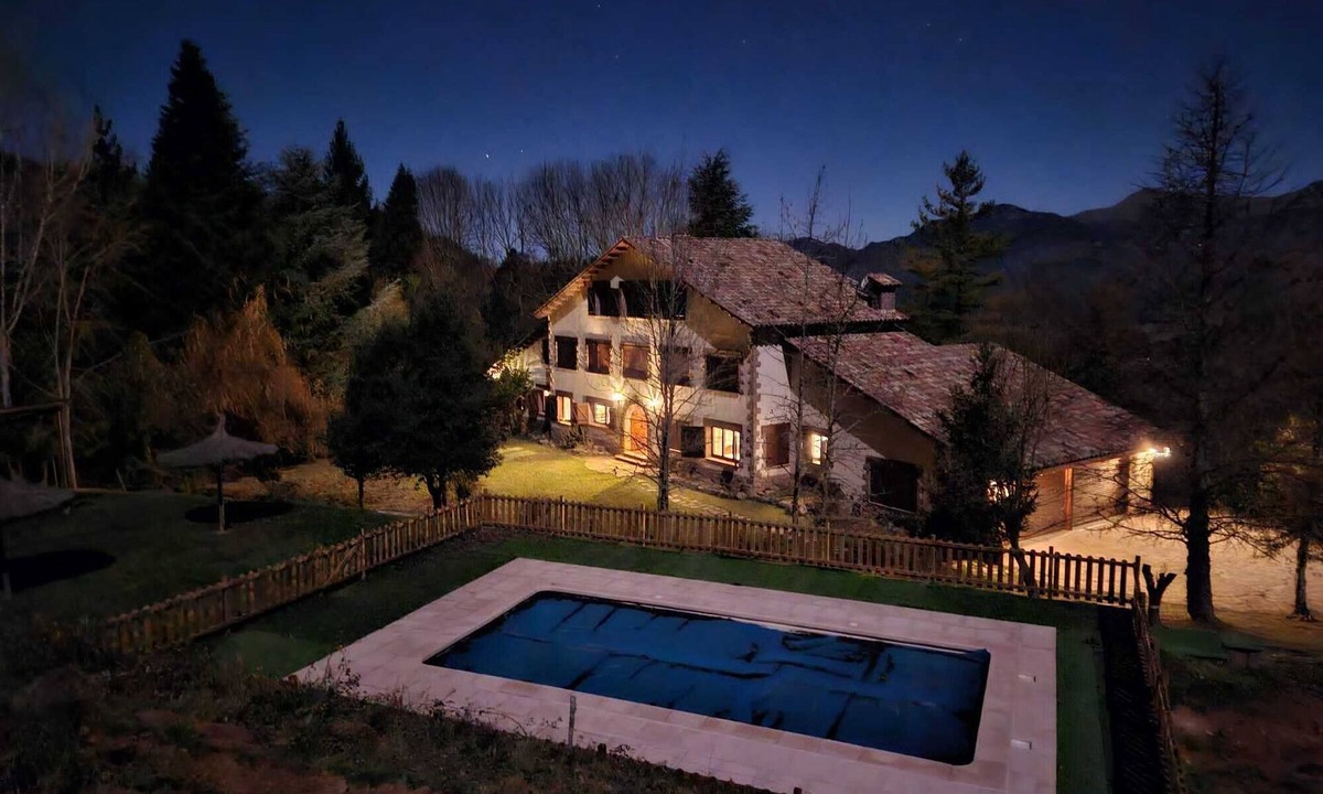 Vallfogona House | Holiday Home Can Blau with Mountain View, Pool, Garden & Wi-Fi