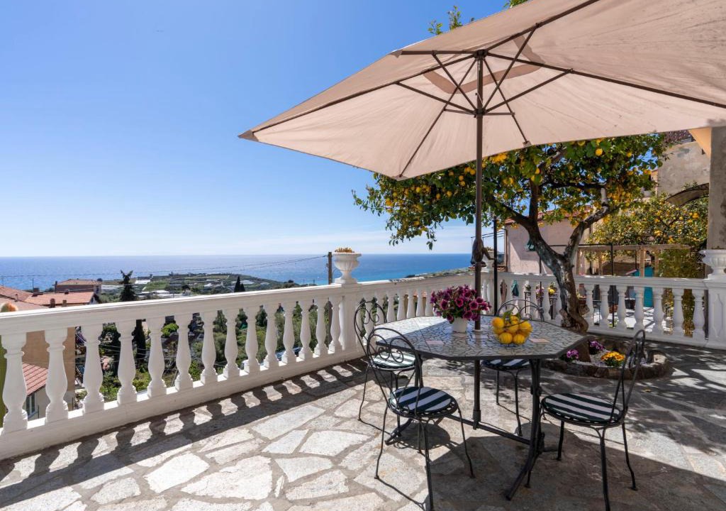 Terzorio House | Holiday Home Il Giardino by Interhome