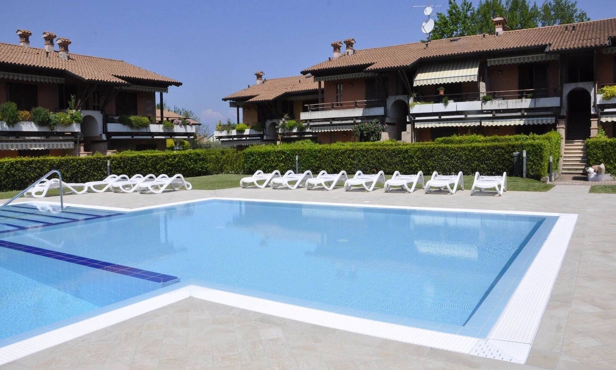 Montioni House | Holiday Home Lazise near Lake and Gardaland