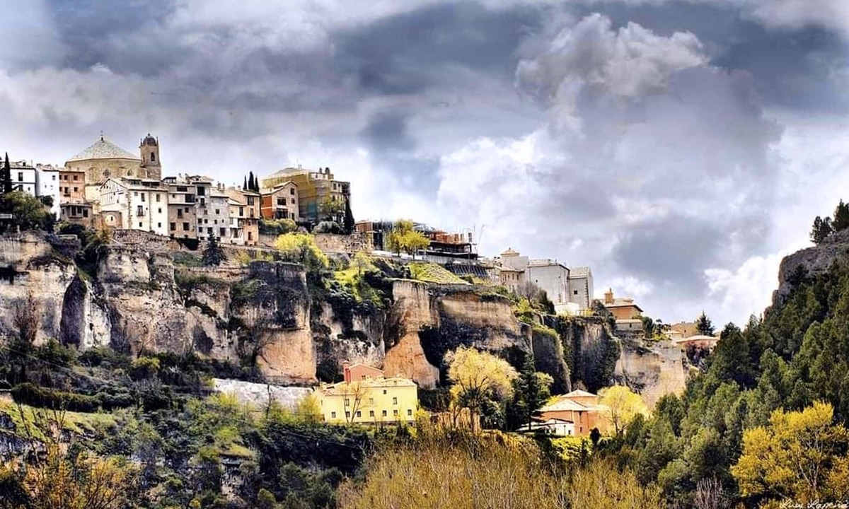 Old Town House | Homerez - Beautiful house for 2 ppl. at Cuenca