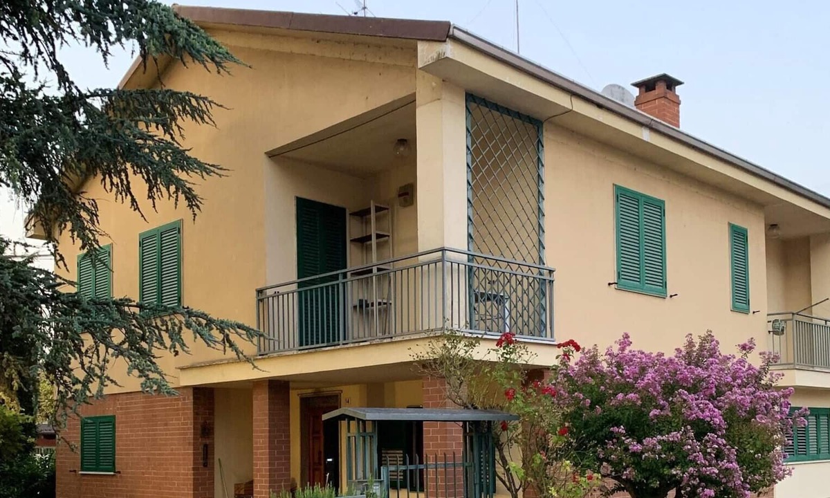 Costigliole d'Asti House | Homerez - Big house for 11 ppl. with garden, terrace and balcony at Motta