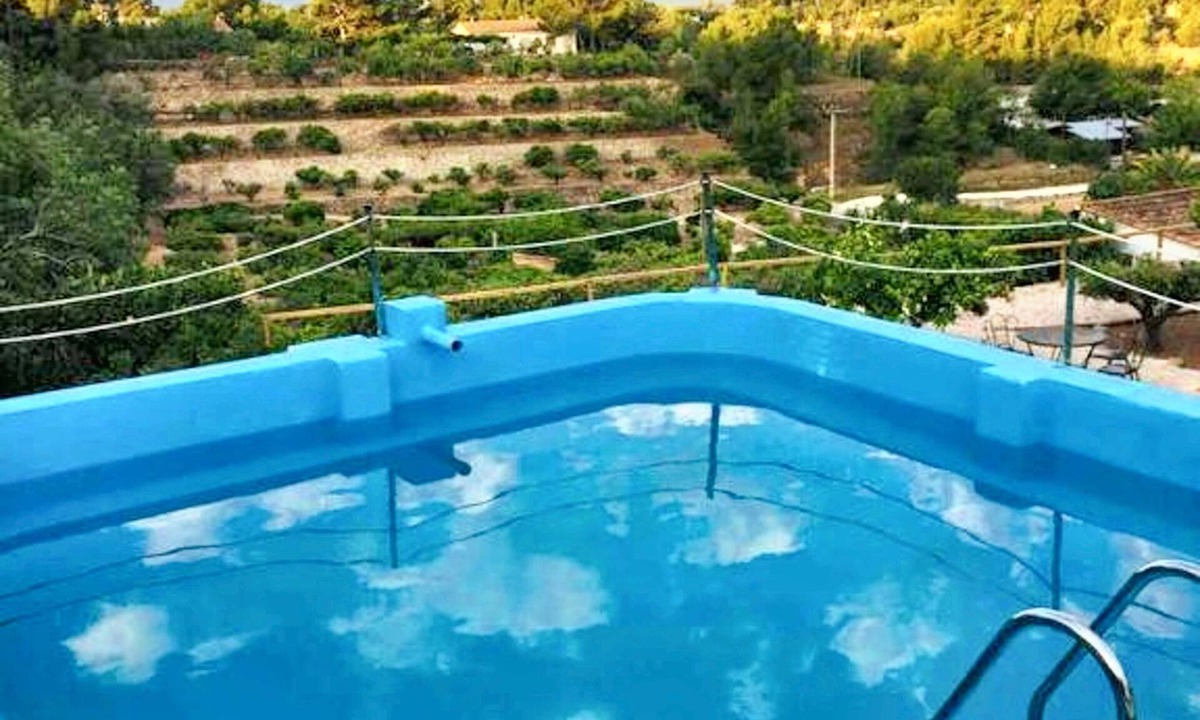 Tortosa House | Homerez - Spacious house in Tortosa with private pool
