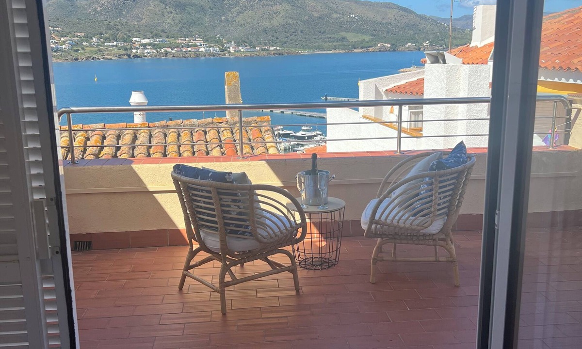Port de la Selva Hostel | Hostal Sol i Sombra