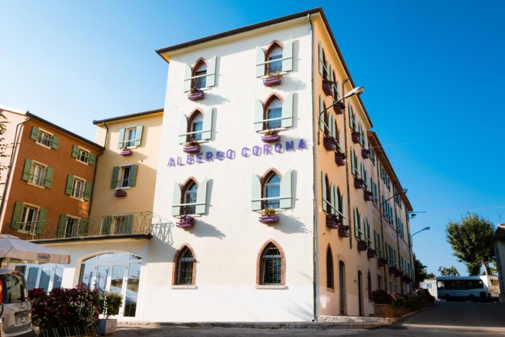 Spiazzi Hotel | Hotel Corona