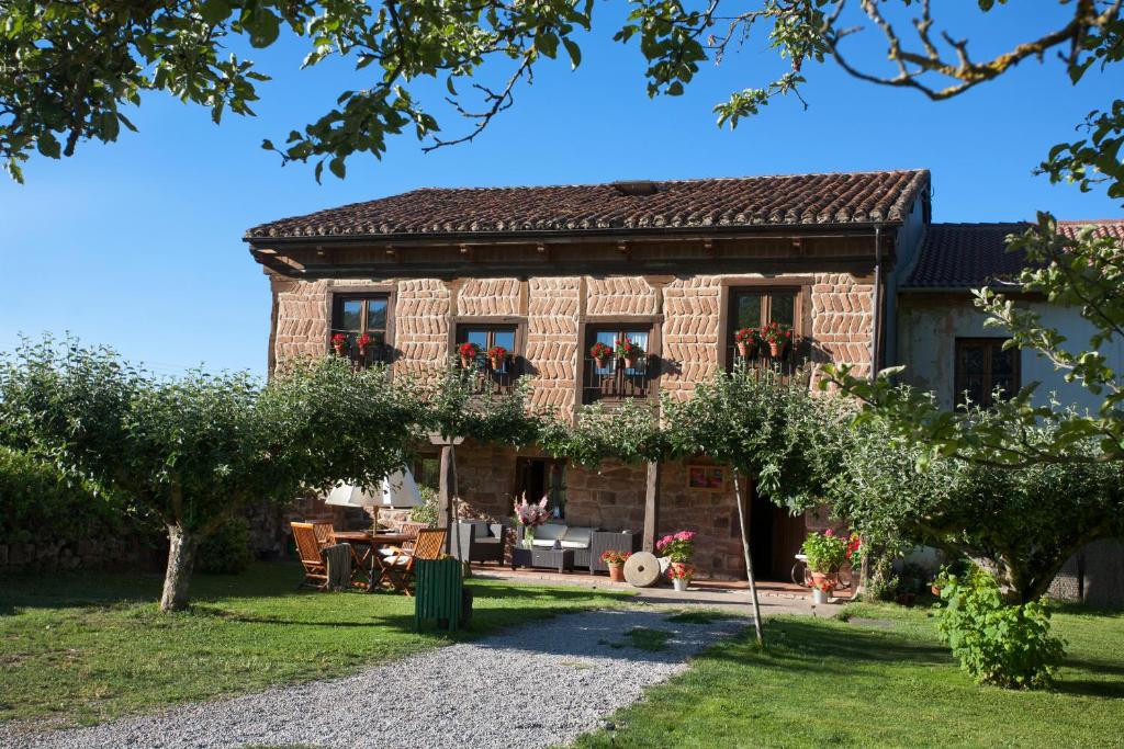 San Mames de Zalima House | Hotel Rural La Aceña