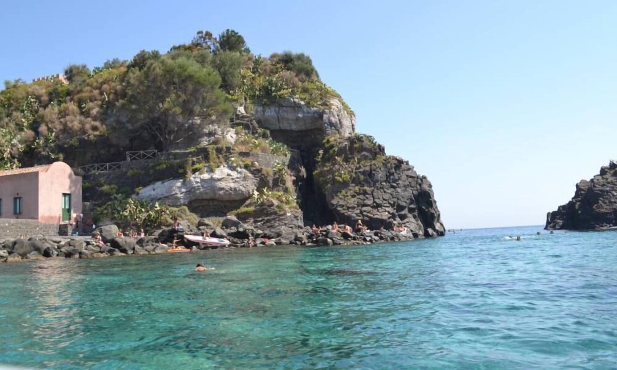 Aci Catena House | House/Villa - Catania