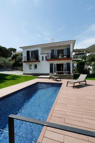 Port de la Selva House | Ideal house for families with pool