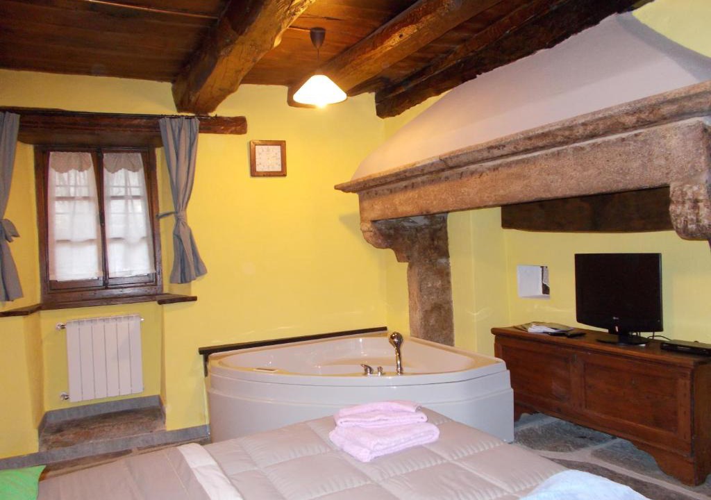 Domodossola House | Il Borgo Di Monica