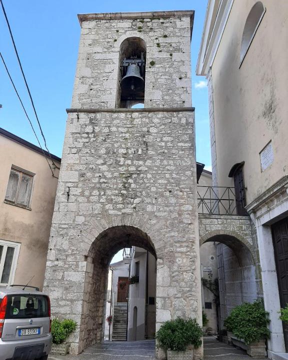 Santa Maria del Molise House | Il campanile