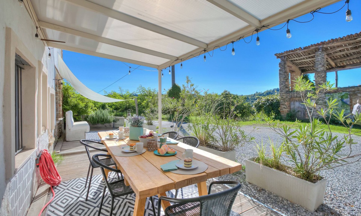 Clavesana Apartment | In Bocca Al Lupo Flat 1, Clavesana, Italy