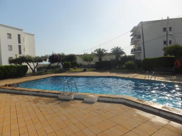 Roses Town Center Apartment | J&V Luxemburgo 3
