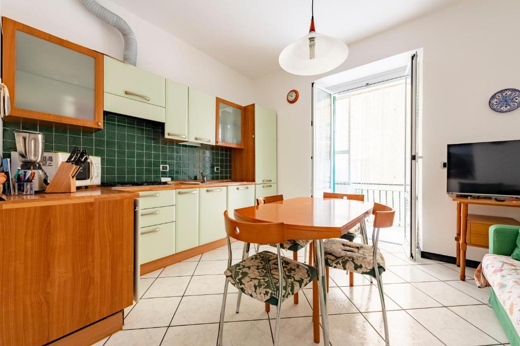 Chiavari Apartment | JOIVY Cosy flat with parking in Chiavari
