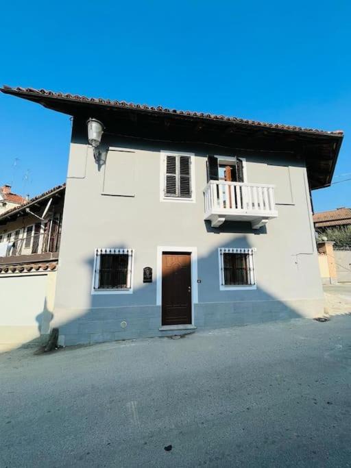 Sanfre Apartment | L'angolo di Roero