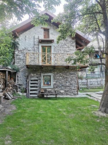 Oulx Ski Chalet | La Baitina del Puy