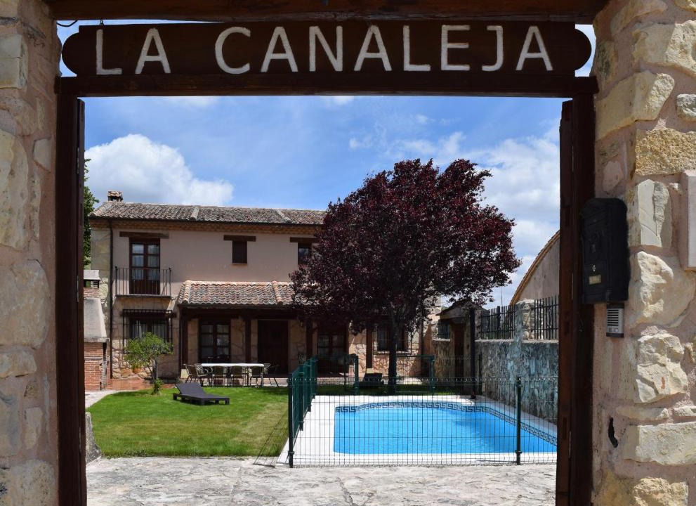La Salceda House | La Canaleja