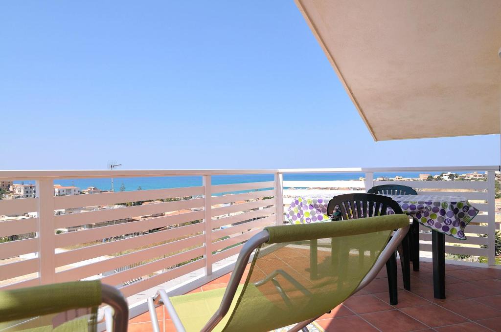 Cava dʼAliga Apartment | La dimora del Sole