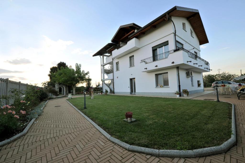 Candiolo Bed & Breakfast | La Lumaca Nel Pozzo