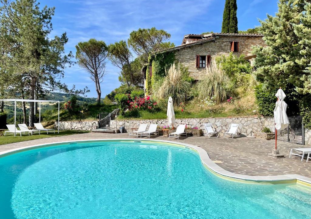 Monteluiano House | La Panoramica Gubbio - Maison de Charme - Casette e appartamenti self catering per vacanze meravigliose!