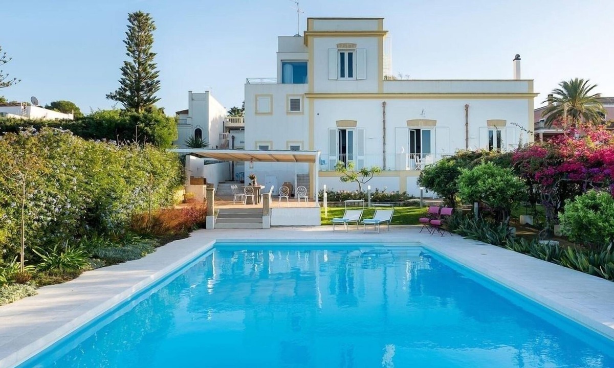 Arini Villa | large villa rental with pool, sicily, trapani