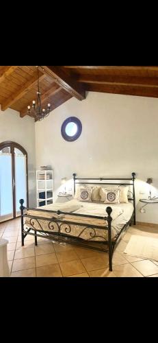 Armeno Apartment | Lejlighed i Bassola med privat parkering