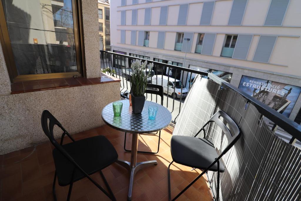 Roses Town Center Apartment | Madrid 32 1 Roses - Barneda
