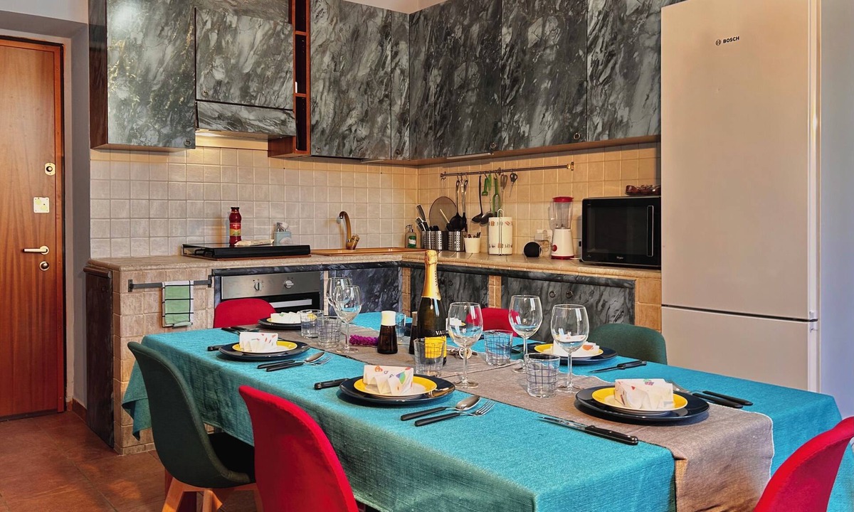 Cassina de' Pecchi House | Milano Spa Home | Jacuzzi, Foosball, near metro