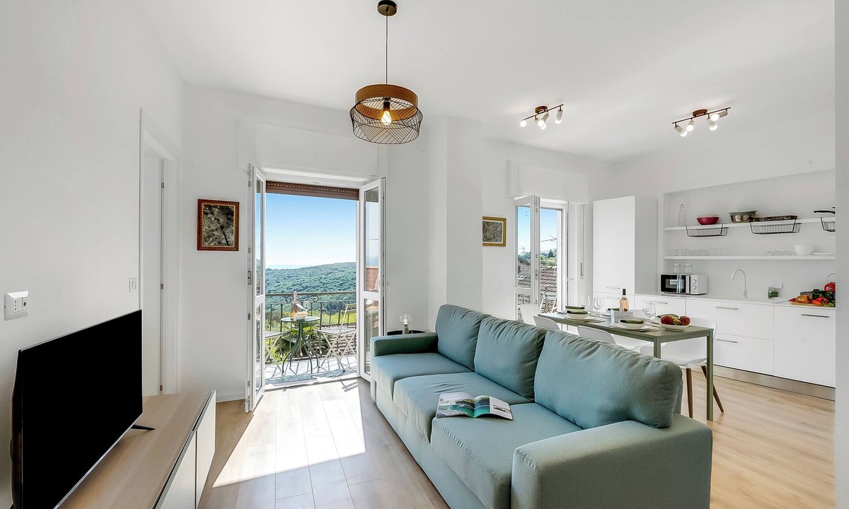 Levo Apartment | Nova Lake View Stresa Hill, Stresa, Italy