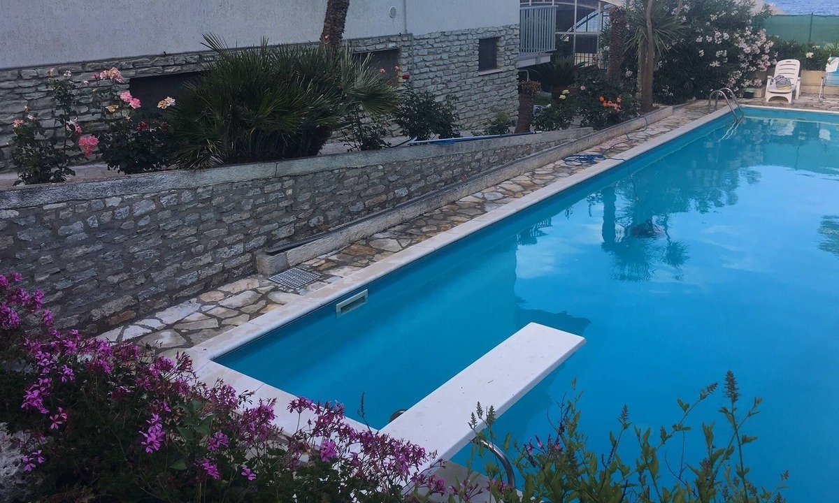 Campofilone Villa | Open space of 65 sqm with swimming pool 50 meters from the sea