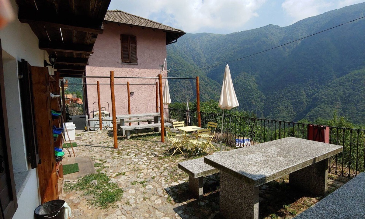 Cicogna Hostel | Ostello Val Grande