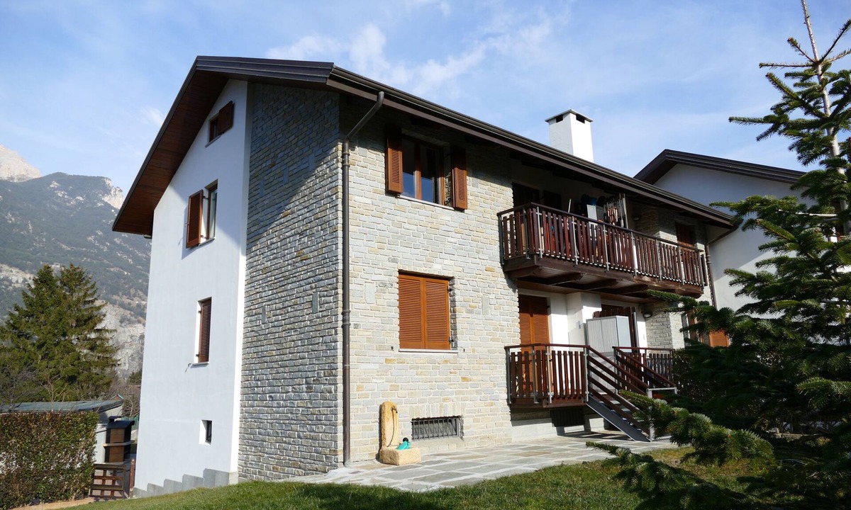 Oulx Apartment | Oulx, spacious mountain accommodation