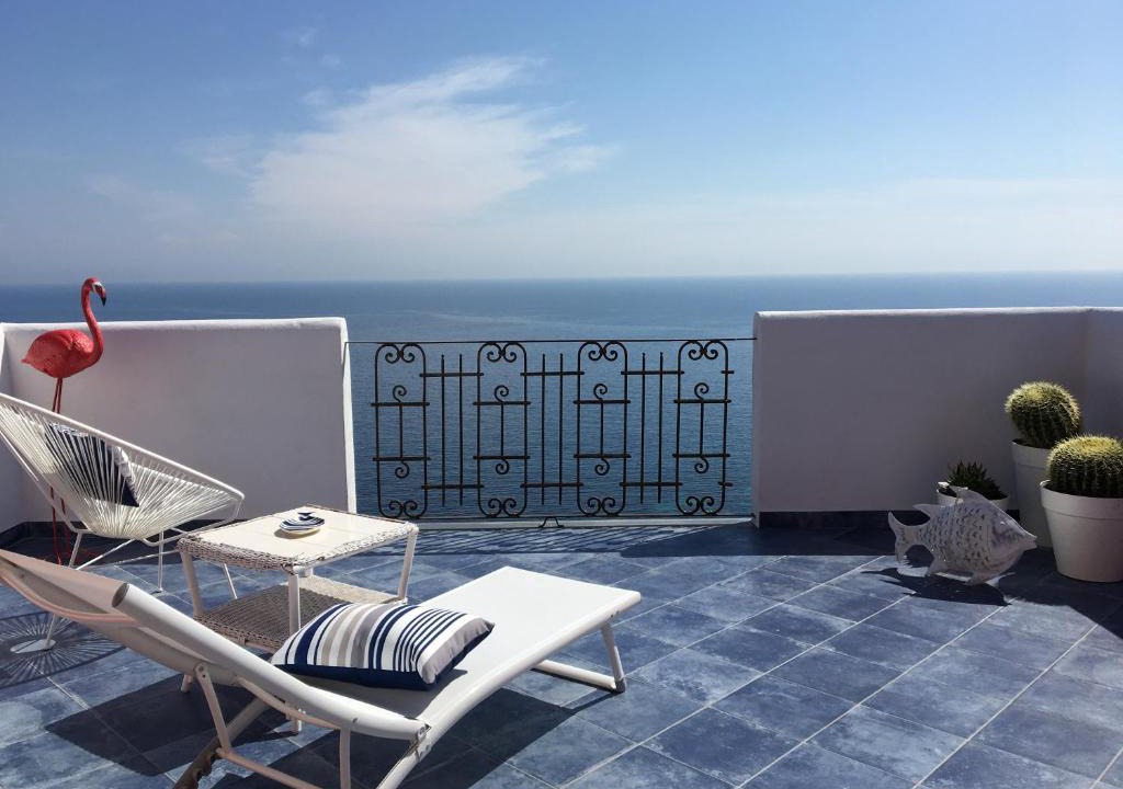 Noli Hotel | Paradiso Di Manù