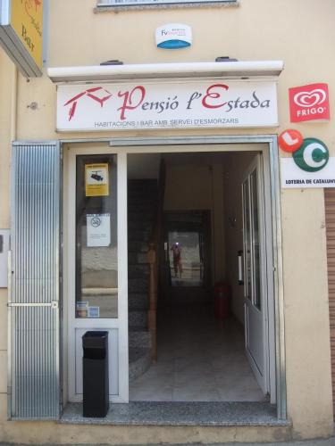 Sant Joan les Fonts House | Pensió L'Estada