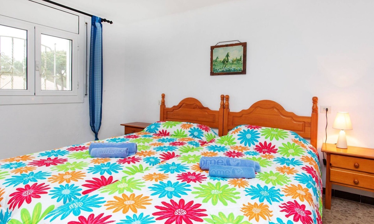 Mas Pinell House | Pfeil (TDM170) by Interhome