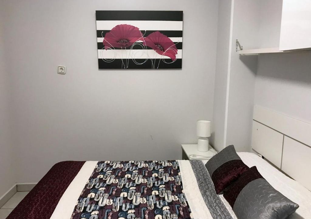 Roses Town Center Apartment | Pi sunyer 2 1