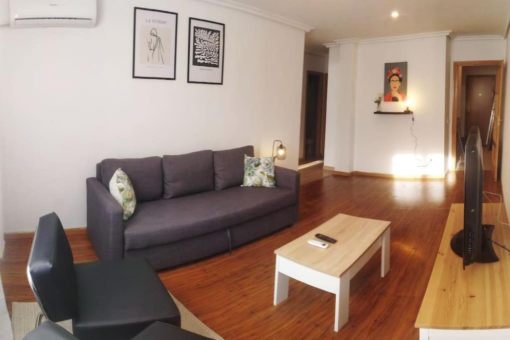 Talavera de la Reina Apartment | Piso.2hab+2baños+garaje+Asc+A C.