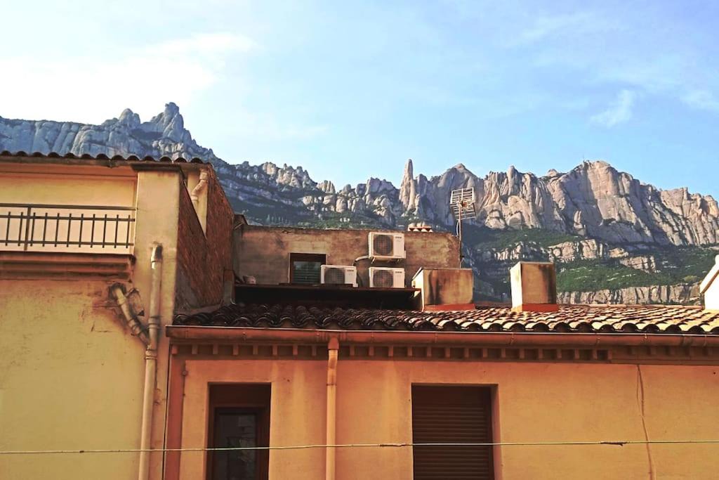 Monistrol de Montserrat Apartment | piso con desayuno incluido y vistas a la montaña.