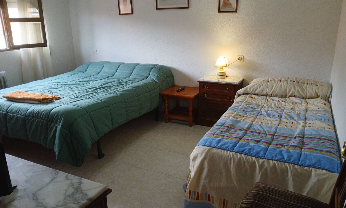 Toledo Bed & Breakfast | Private Family Room in Toledo