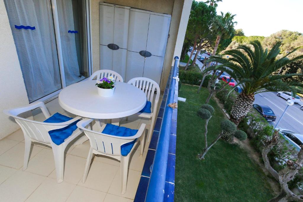 Tarragones Apartment | PUNTA PRIMA HomeStay by Turismar