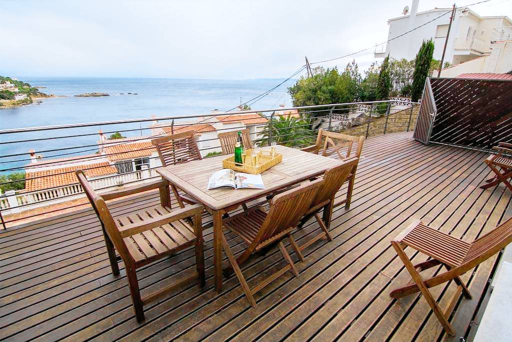 Almadraba-Canyelles Apartment | Rodas II - Three Bedroom Apartment, Sleeps 6