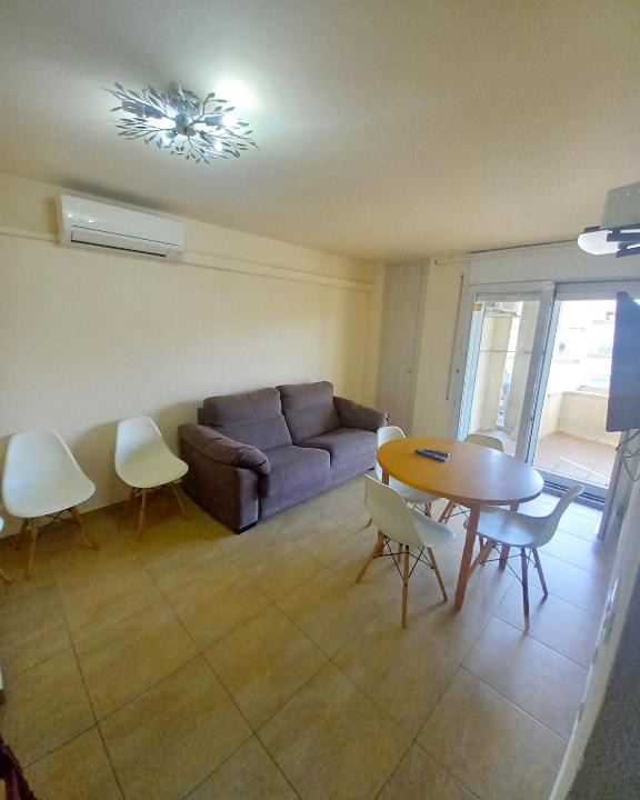 Roses Town Center Apartment | Rosesapparts Gran Via