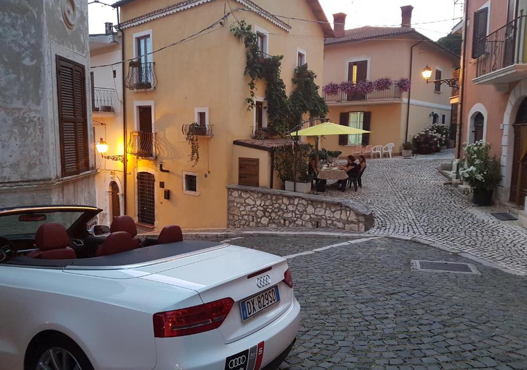 Cerchio House | Scaccia pensieri