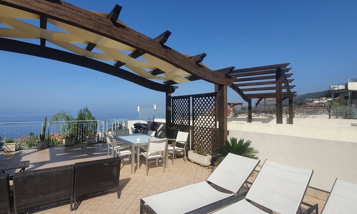 Pizzo Apartment | Sea View Apartment - Superbly Located in Pizzo, Calabria