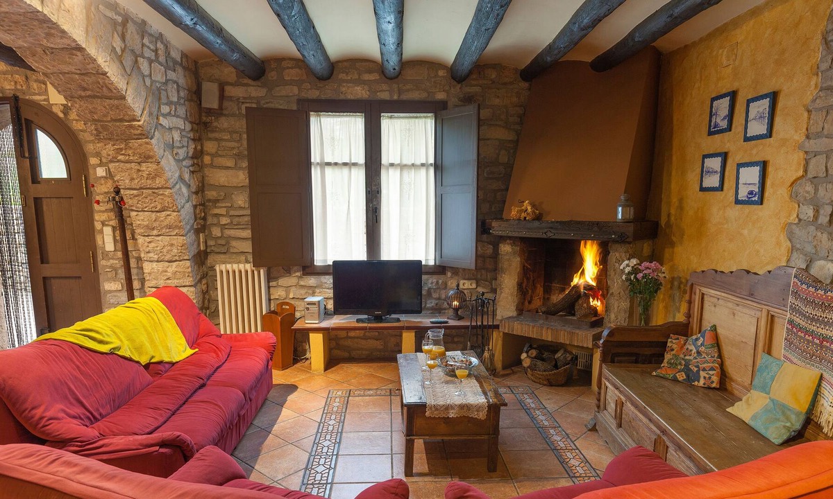 Pujalt Cottage | Self catering Cal Carulla for 8 people