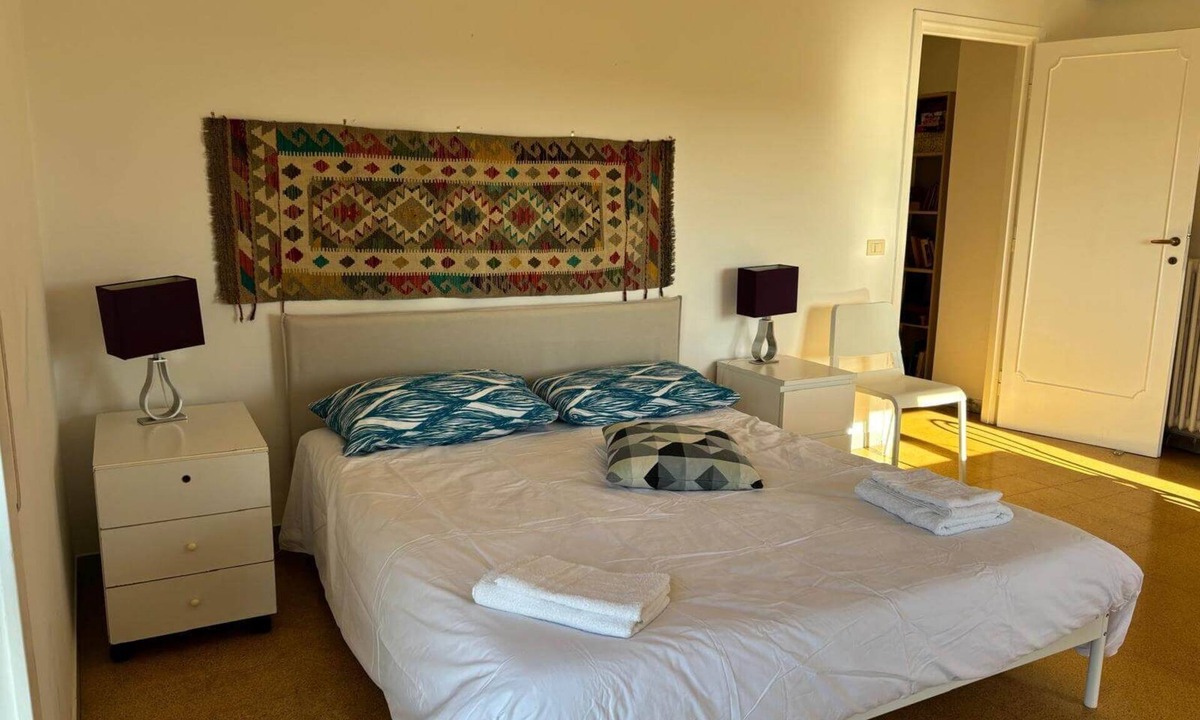 Monte Sacro Apartment | Spacious apartment with park view in Conca d'oro