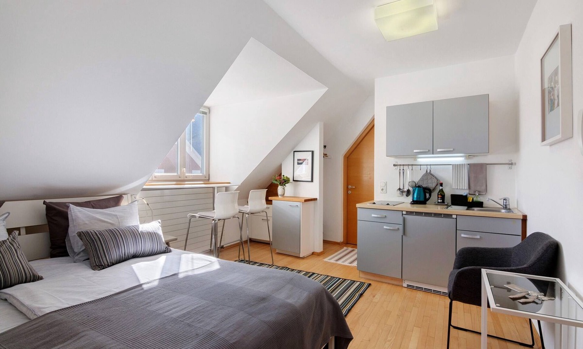 Silandro Apartment | Studio 'Sommavilla - Small' with Mountain View and Wi-Fi