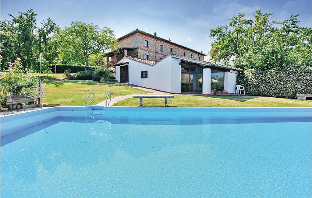Scalvaia House | Stunning Home In Monticiano With Wifi