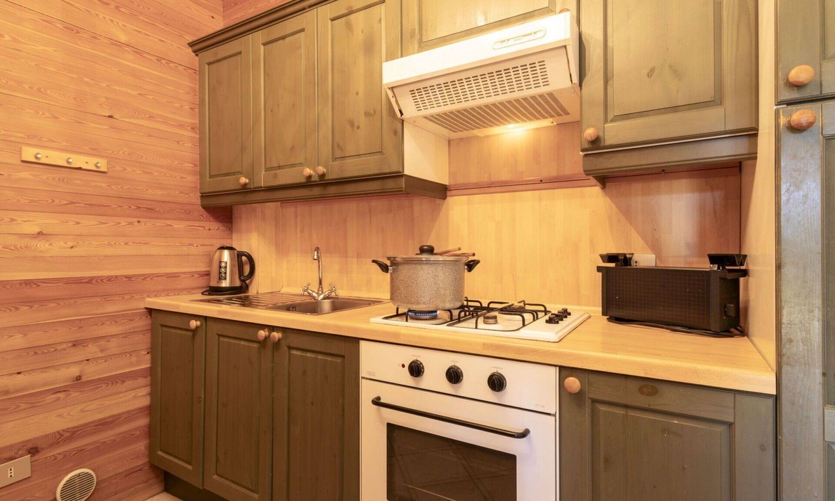 Madesimo House | Stunning private villa for 7 guests with WIFI, TV and pets allowed
