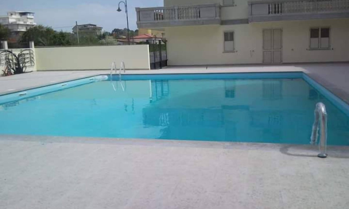 Stignano Mare Apartment | Sunny Seaside Escape in Caulonia