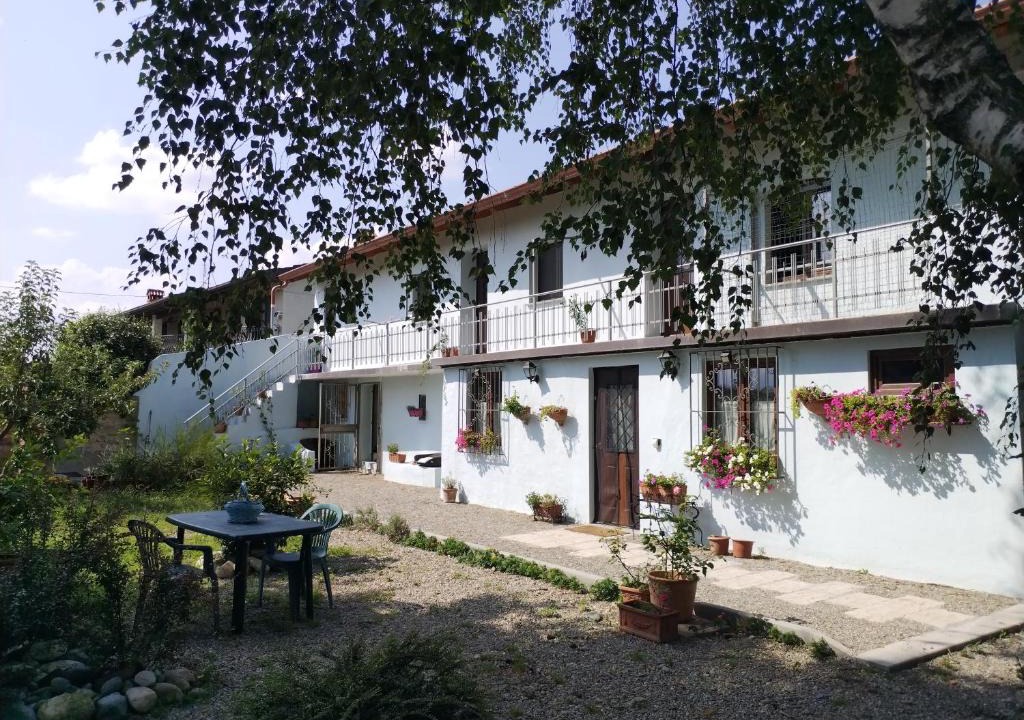 Staffarda Apartment | The Blue Country House Cavour